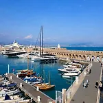 Apartamento Old Town With Ac 320m From Antibes