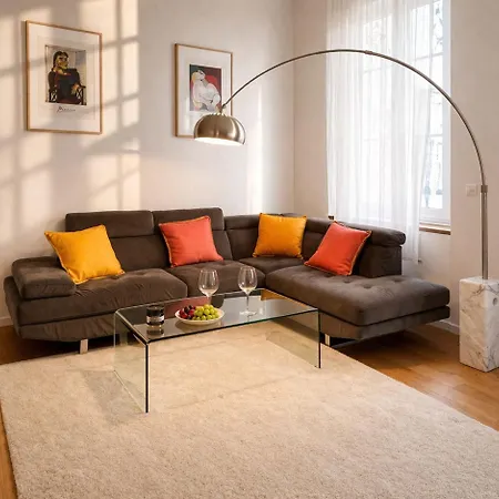Old Town With Ac 320m From Apartment