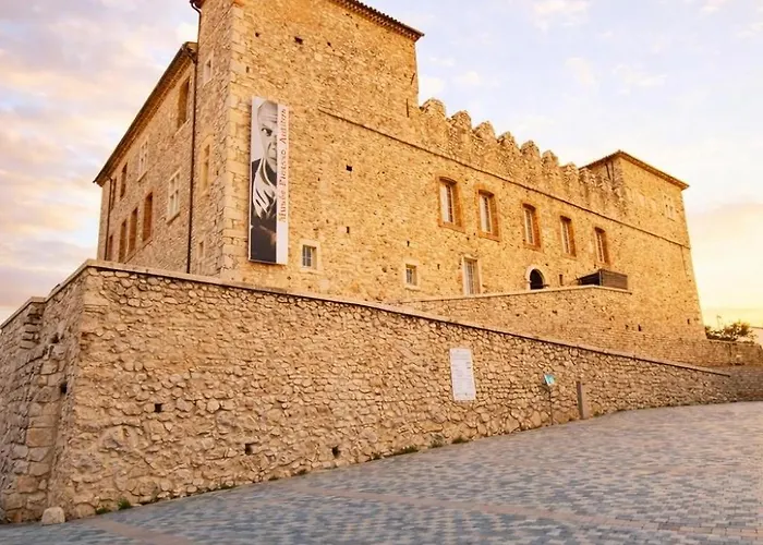 Old Town With Ac 320m From Apartment