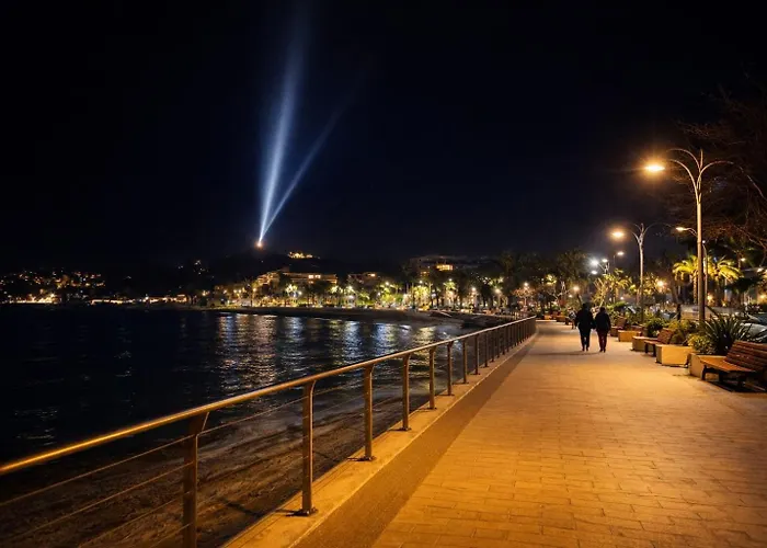 Old Town With Ac 320m From Apartamento Antibes